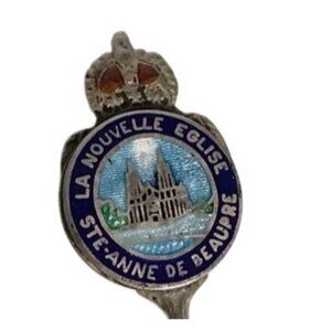 Sterling Silver Souvenir Spoon La Nouvelle Eglise Ste-Anne De Beaupre Canada